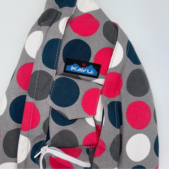 KAVU Gots Dots Pink Gray Blue Polka Dot Sling Backpack - Picture 3 of 4